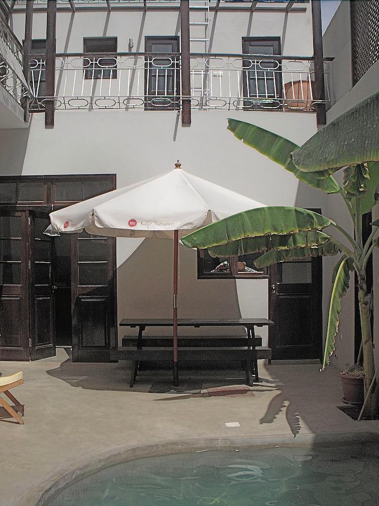 Casa Colonial Hotel Mindelo Exterior photo